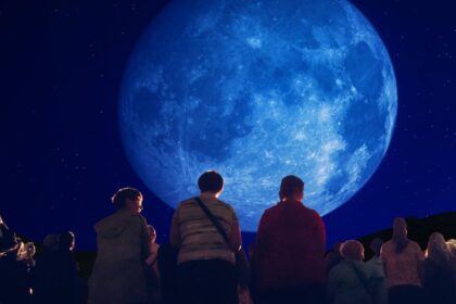 blue supermoon